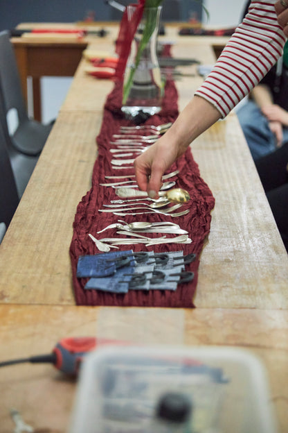 Come make a spoonring with strangers