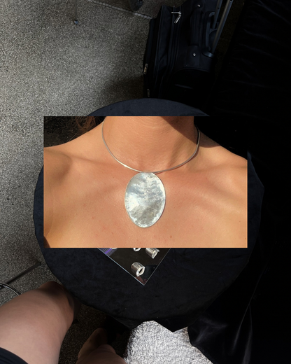 Spoon choker