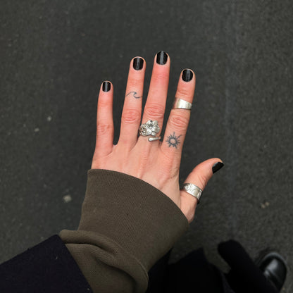 Simple w./ hidden rose 016 - new