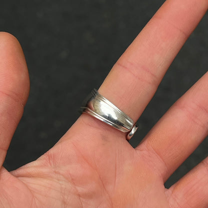 Simple wavy band 015 - new