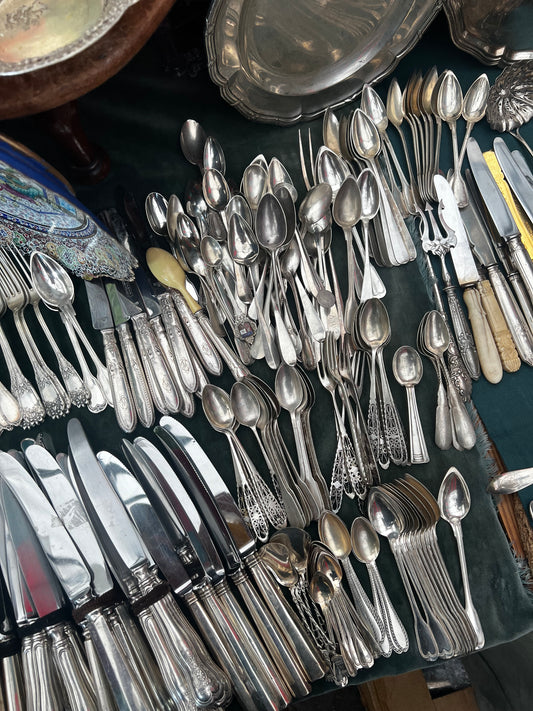 Come make a spoonring with strangers