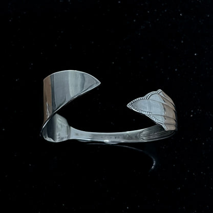 Desert knife bracelet 002